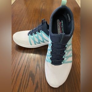 Skechers ladies shoe size 10